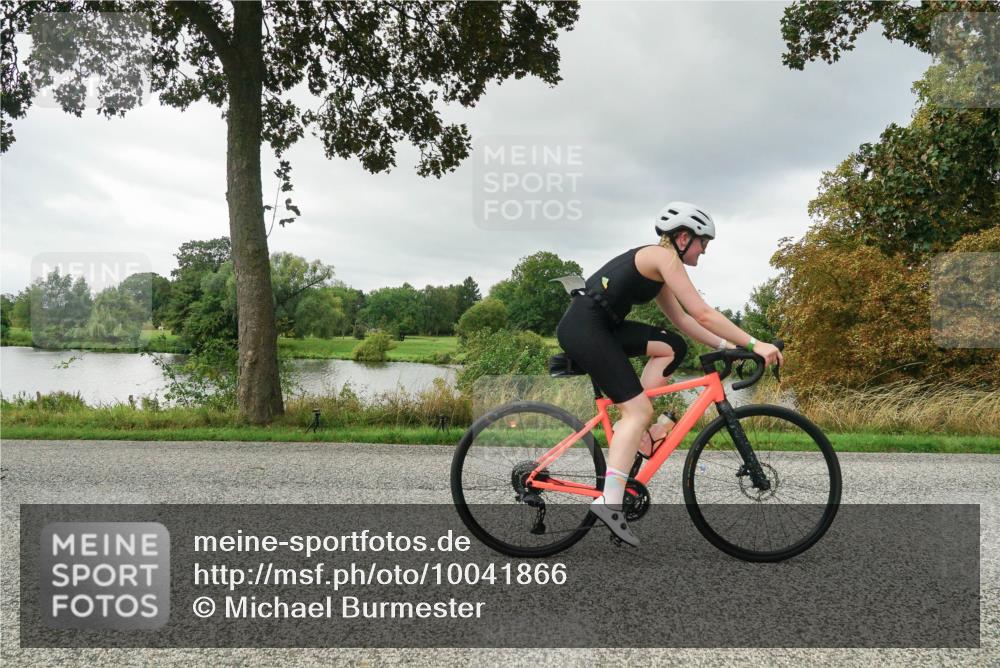 30.08.2026 - Elbe Triathlon Hamburg Michael Burmester http://msf.ph/oto/10041866 30.08.2026 11:11:58 Radfahren 1270, 1429, 1456, 1466, 1563 meine-sportfotos.de