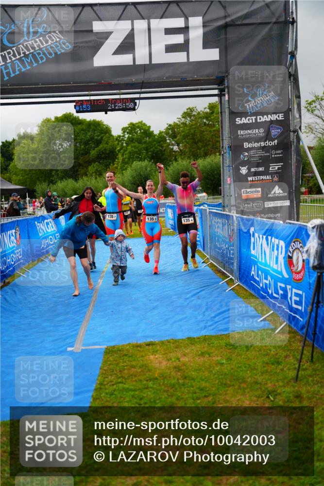 30.08.2026 - Elbe Triathlon Hamburg LAZAROV Photography http://msf.ph/oto/10042003 30.08.2026 16:25:53 Ziel  meine-sportfotos.de