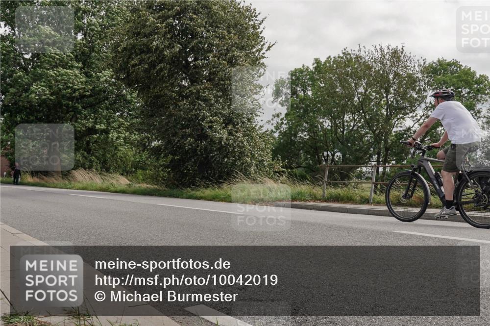 30.08.2026 - Elbe Triathlon Hamburg Michael Burmester http://msf.ph/oto/10042019 30.08.2026 14:36:05 Radfahren  meine-sportfotos.de