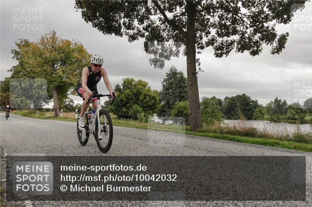 30.08.2026 - Elbe Triathlon Hamburg Michael Burmester http://msf.ph/oto/10042032 30.08.2026 09:11:39 Radfahren 270, 328 meine-sportfotos.de