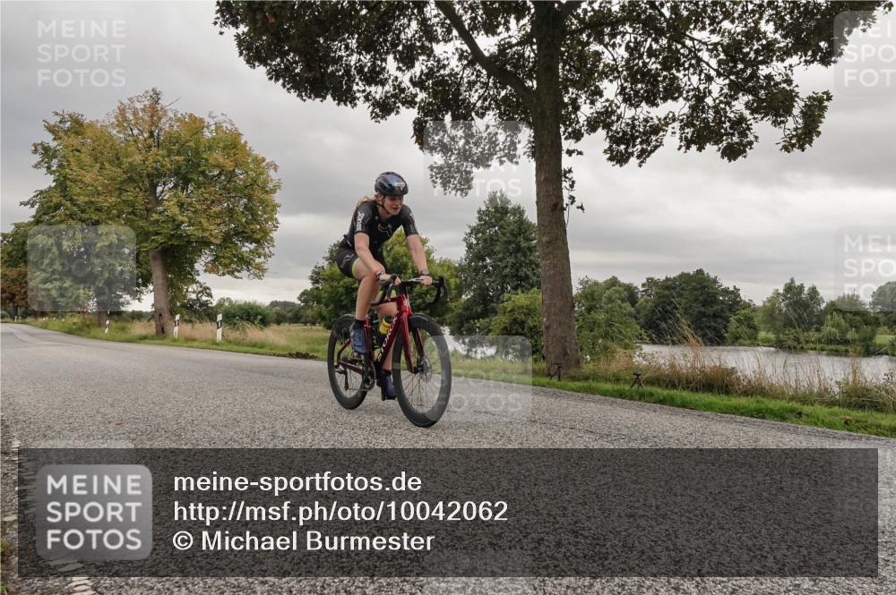 30.08.2026 - Elbe Triathlon Hamburg Michael Burmester http://msf.ph/oto/10042062 30.08.2026 09:11:55 Radfahren 261, 382 meine-sportfotos.de