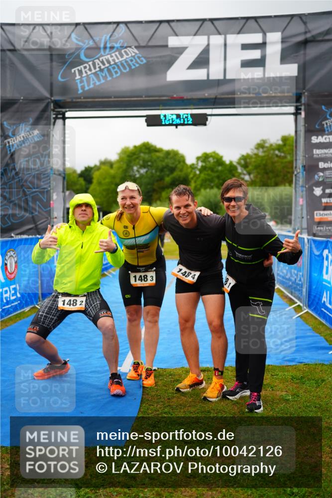 30.08.2026 - Elbe Triathlon Hamburg LAZAROV Photography http://msf.ph/oto/10042126 30.08.2026 16:26:12 Ziel  meine-sportfotos.de