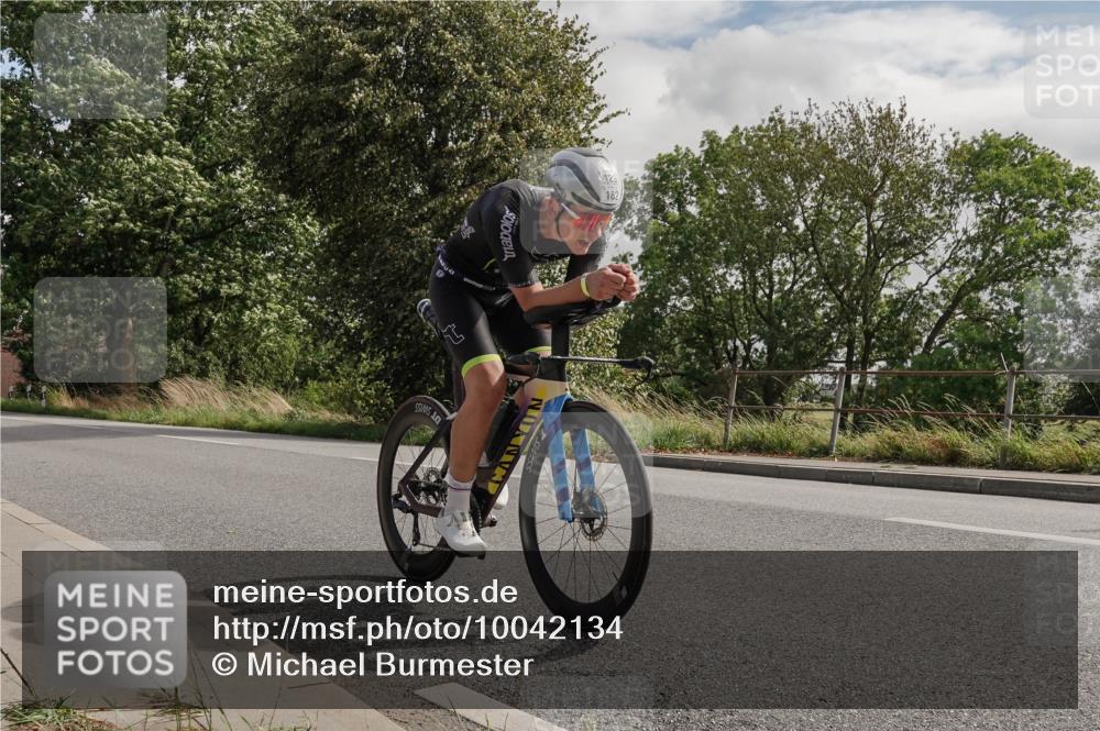 30.08.2026 - Elbe Triathlon Hamburg Michael Burmester http://msf.ph/oto/10042134 30.08.2026 14:40:05 Radfahren 129 meine-sportfotos.de