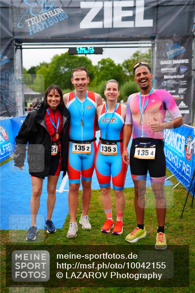 30.08.2026 - Elbe Triathlon Hamburg LAZAROV Photography http://msf.ph/oto/10042155 30.08.2026 16:26:37 Ziel  meine-sportfotos.de