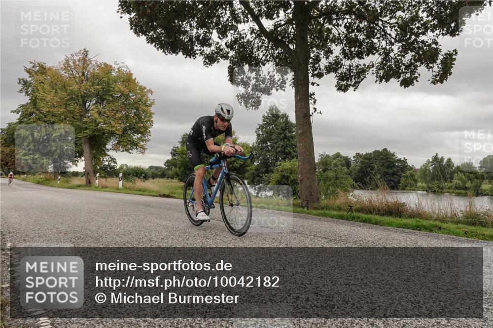 30.08.2026 - Elbe Triathlon Hamburg Michael Burmester http://msf.ph/oto/10042182 30.08.2026 09:12:37 Radfahren 192, 288, 341, 595 meine-sportfotos.de