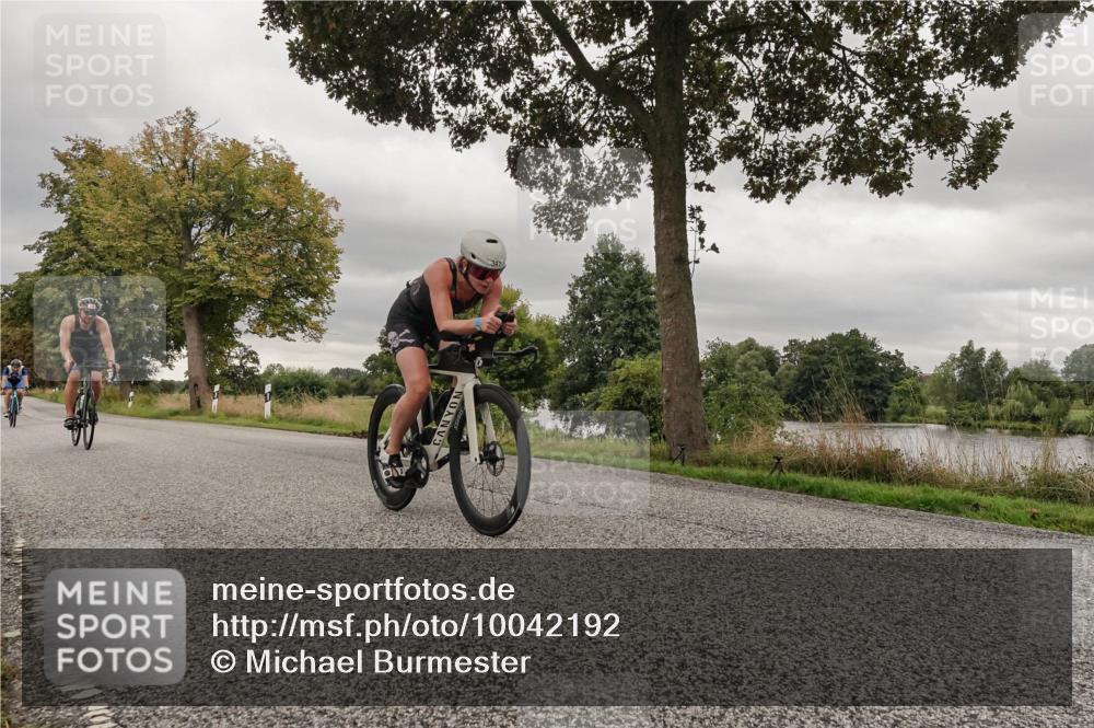 30.08.2026 - Elbe Triathlon Hamburg Michael Burmester http://msf.ph/oto/10042192 30.08.2026 09:12:41 Radfahren 288, 341, 481, 595 meine-sportfotos.de