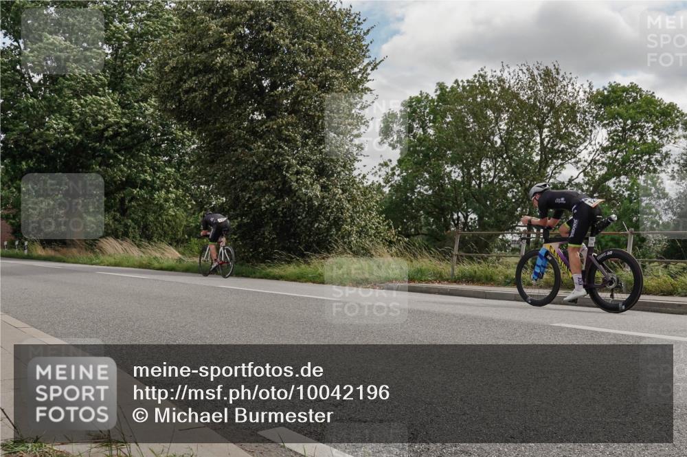 30.08.2026 - Elbe Triathlon Hamburg Michael Burmester http://msf.ph/oto/10042196 30.08.2026 14:42:47 Radfahren  meine-sportfotos.de