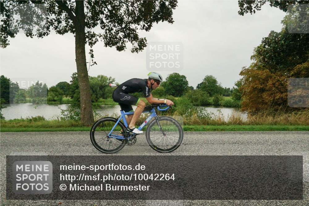 30.08.2026 - Elbe Triathlon Hamburg Michael Burmester http://msf.ph/oto/10042264 30.08.2026 08:46:29 Radfahren 192, 192, 223 meine-sportfotos.de