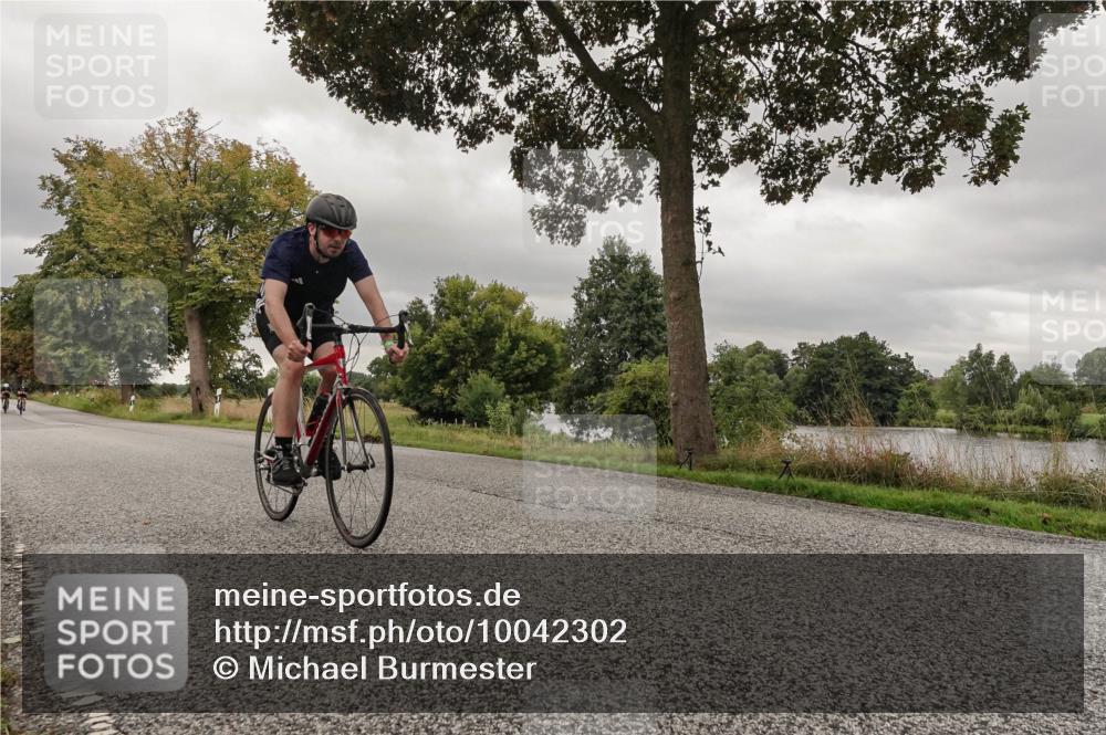 30.08.2026 - Elbe Triathlon Hamburg Michael Burmester http://msf.ph/oto/10042302 30.08.2026 09:13:07 Radfahren 251, 275, 287, 459, 512, 613 meine-sportfotos.de