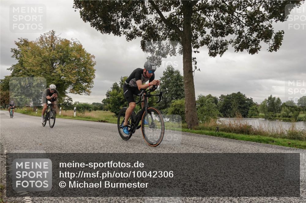 30.08.2026 - Elbe Triathlon Hamburg Michael Burmester http://msf.ph/oto/10042306 30.08.2026 09:13:12 Radfahren 251, 287, 504, 512 meine-sportfotos.de