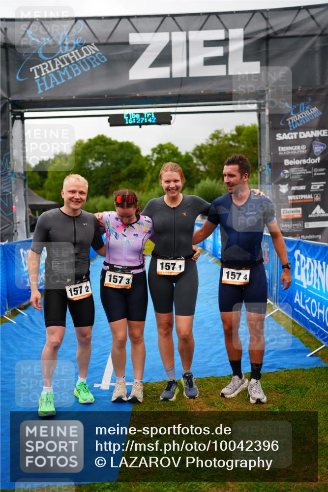 30.08.2026 - Elbe Triathlon Hamburg LAZAROV Photography http://msf.ph/oto/10042396 30.08.2026 16:27:41 Ziel  meine-sportfotos.de