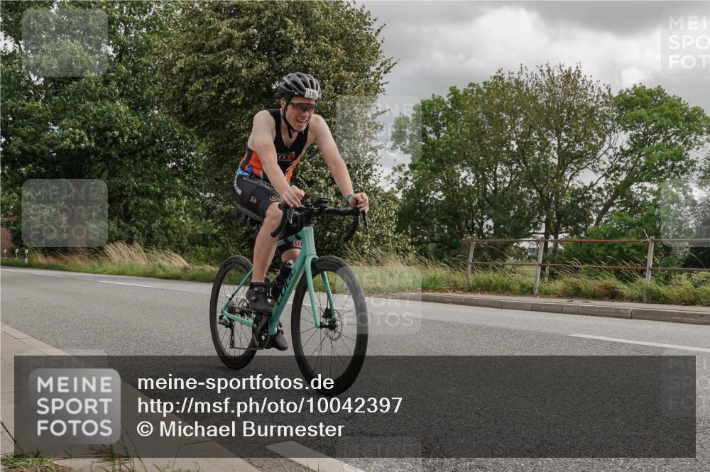 30.08.2026 - Elbe Triathlon Hamburg Michael Burmester http://msf.ph/oto/10042397 30.08.2026 14:46:08 Radfahren 148, 176 meine-sportfotos.de