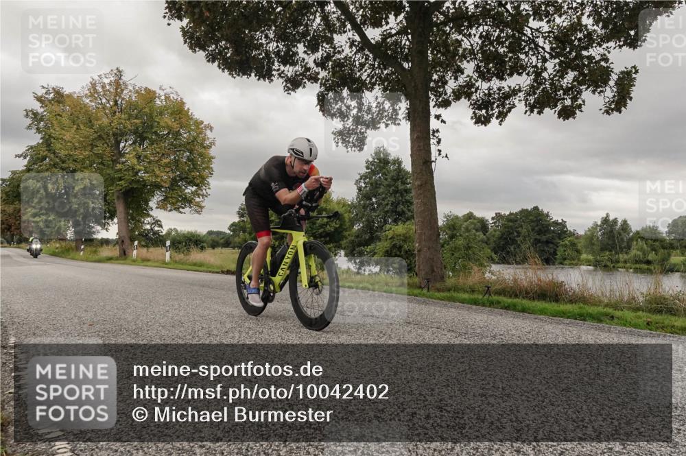 30.08.2026 - Elbe Triathlon Hamburg Michael Burmester http://msf.ph/oto/10042402 30.08.2026 09:13:39 Radfahren 325 meine-sportfotos.de