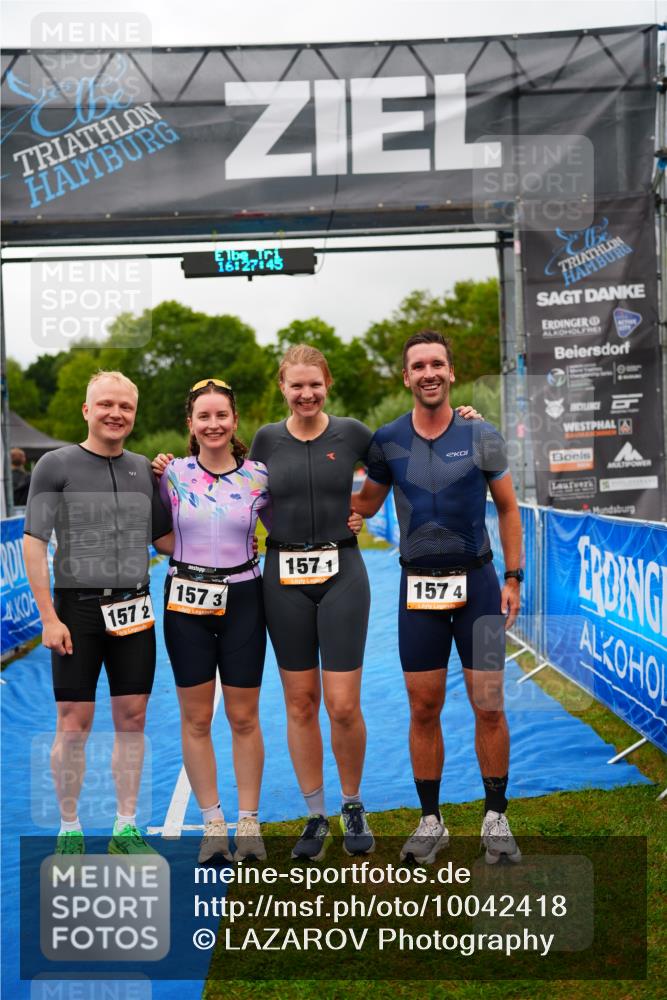 30.08.2026 - Elbe Triathlon Hamburg LAZAROV Photography http://msf.ph/oto/10042418 30.08.2026 16:27:44 Ziel  meine-sportfotos.de