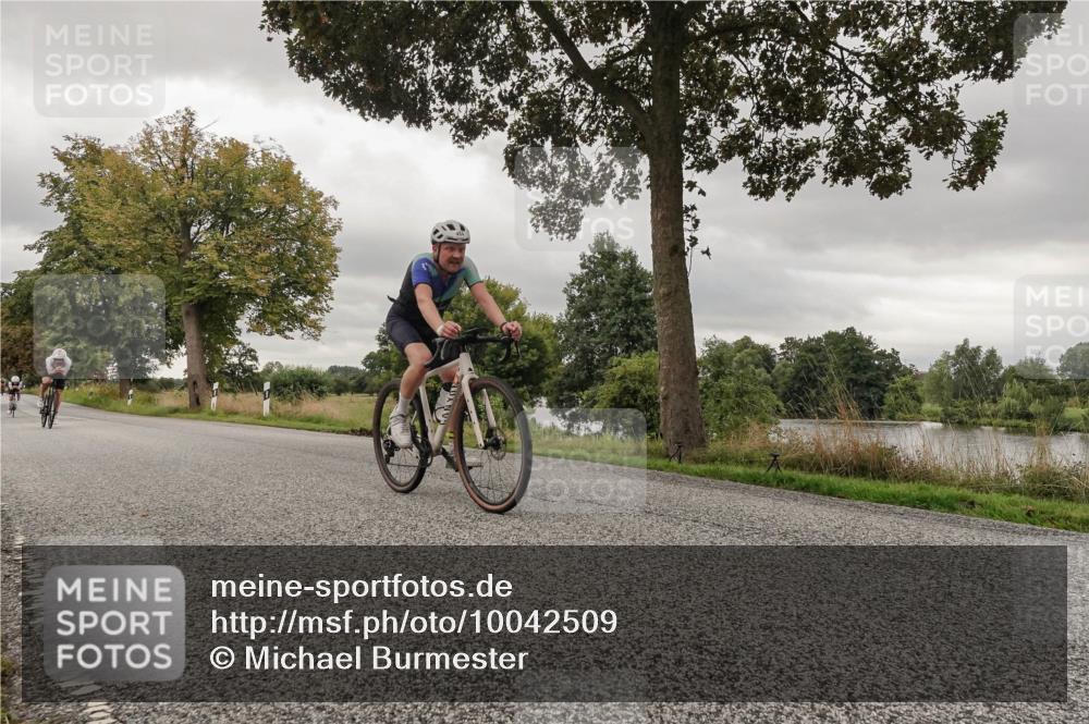 30.08.2026 - Elbe Triathlon Hamburg Michael Burmester http://msf.ph/oto/10042509 30.08.2026 09:14:26 Radfahren 205, 226, 315, 367, 460, 484 meine-sportfotos.de
