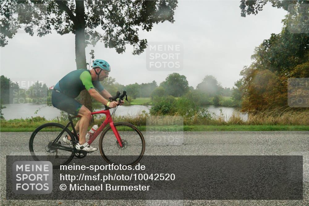 30.08.2026 - Elbe Triathlon Hamburg Michael Burmester http://msf.ph/oto/10042520 30.08.2026 08:52:28 Radfahren 201 meine-sportfotos.de