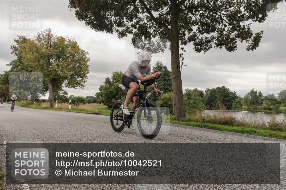 30.08.2026 - Elbe Triathlon Hamburg Michael Burmester http://msf.ph/oto/10042521 30.08.2026 09:14:27 Radfahren 195, 205, 215, 226, 315, 367, 383, 460, 484 meine-sportfotos.de