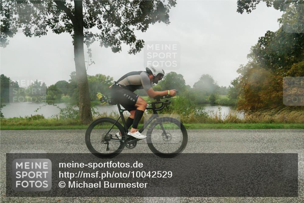 30.08.2026 - Elbe Triathlon Hamburg Michael Burmester http://msf.ph/oto/10042529 30.08.2026 08:52:44 Radfahren 189, 207, 268, 308 meine-sportfotos.de