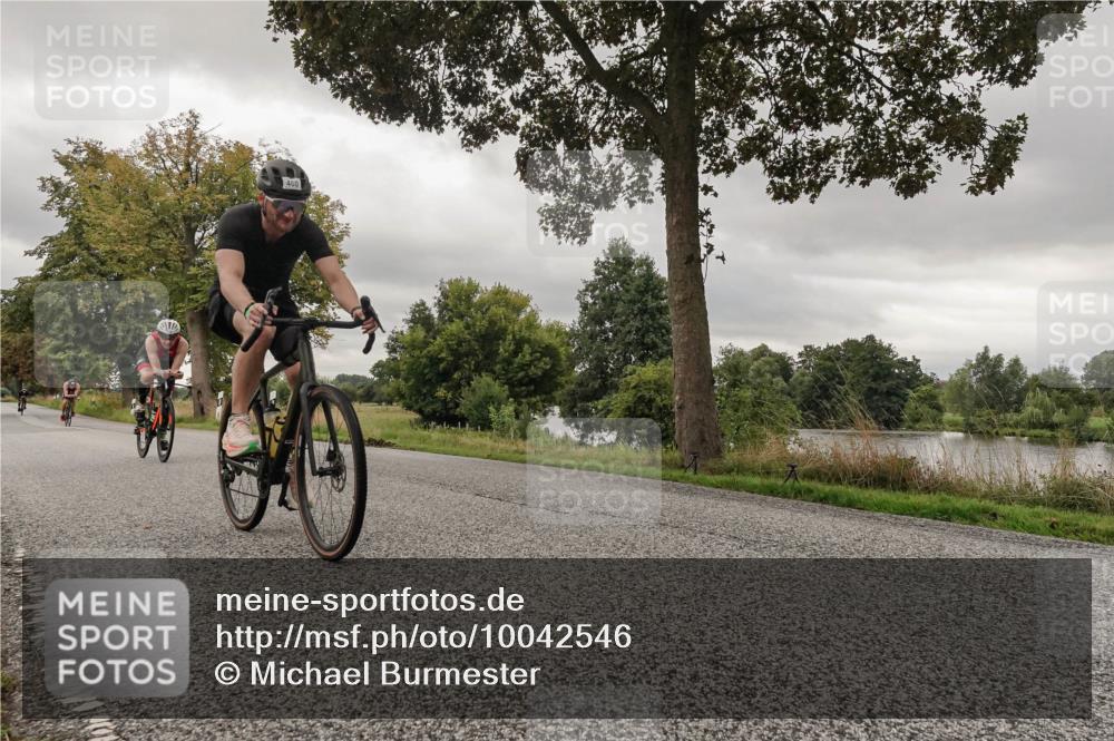 30.08.2026 - Elbe Triathlon Hamburg Michael Burmester http://msf.ph/oto/10042546 30.08.2026 09:14:31 Radfahren 195, 205, 215, 225, 315, 367, 383, 460 meine-sportfotos.de