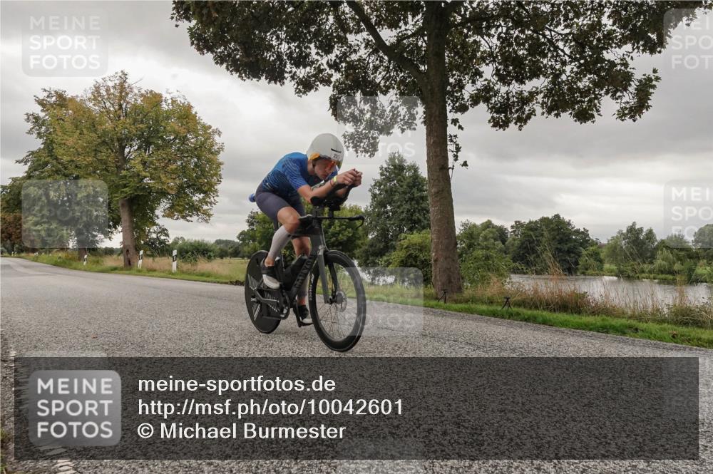 30.08.2026 - Elbe Triathlon Hamburg Michael Burmester http://msf.ph/oto/10042601 30.08.2026 09:14:39 Radfahren 225, 235, 414 meine-sportfotos.de