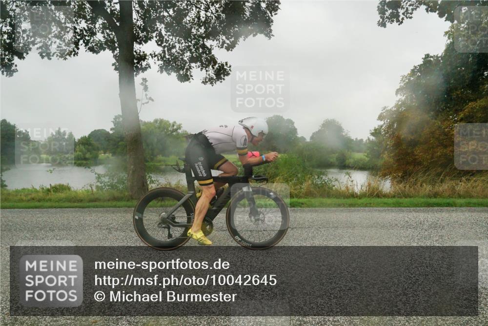 30.08.2026 - Elbe Triathlon Hamburg Michael Burmester http://msf.ph/oto/10042645 30.08.2026 08:53:27 Radfahren 272 meine-sportfotos.de