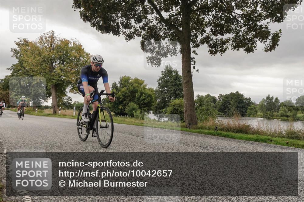 30.08.2026 - Elbe Triathlon Hamburg Michael Burmester http://msf.ph/oto/10042657 30.08.2026 09:14:50 Radfahren 211, 260, 274, 425, 438, 532, 534 meine-sportfotos.de