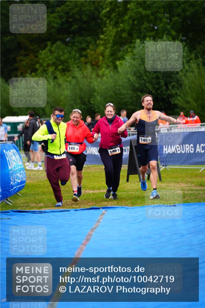 30.08.2026 - Elbe Triathlon Hamburg LAZAROV Photography http://msf.ph/oto/10042719 30.08.2026 16:30:46 Ziel  meine-sportfotos.de