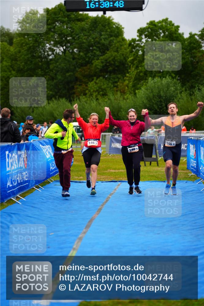 30.08.2026 - Elbe Triathlon Hamburg LAZAROV Photography http://msf.ph/oto/10042744 30.08.2026 16:30:48 Ziel  meine-sportfotos.de