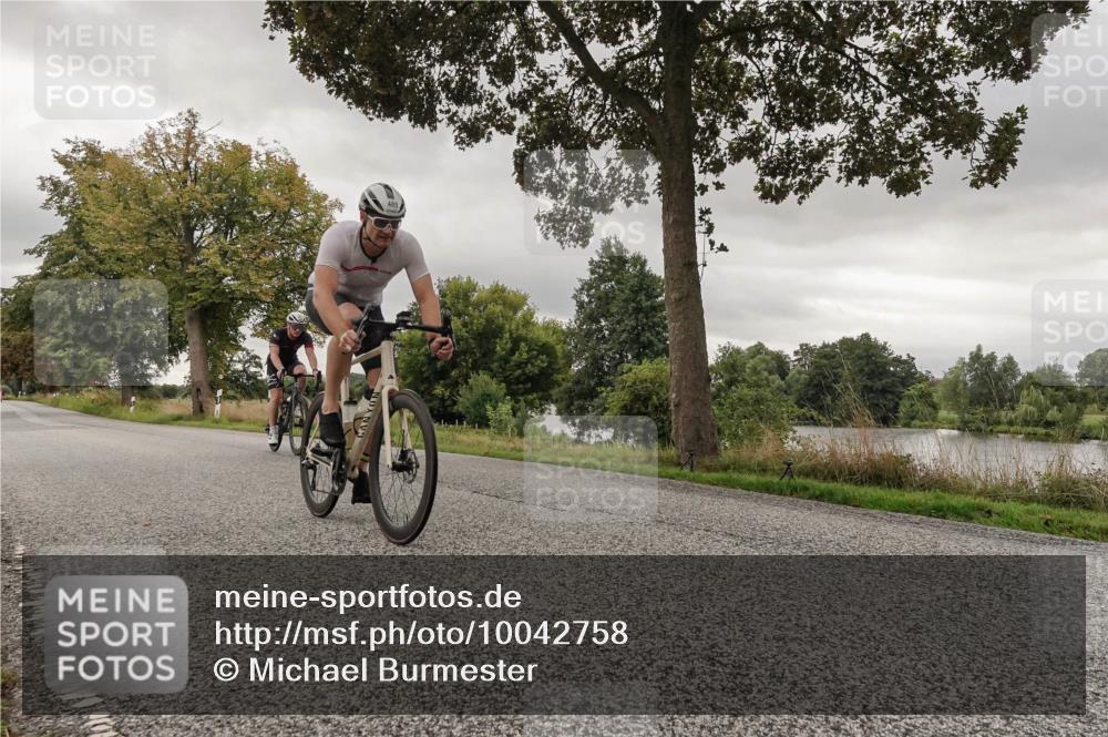 30.08.2026 - Elbe Triathlon Hamburg Michael Burmester http://msf.ph/oto/10042758 30.08.2026 09:15:15 Radfahren 321, 393, 489 meine-sportfotos.de