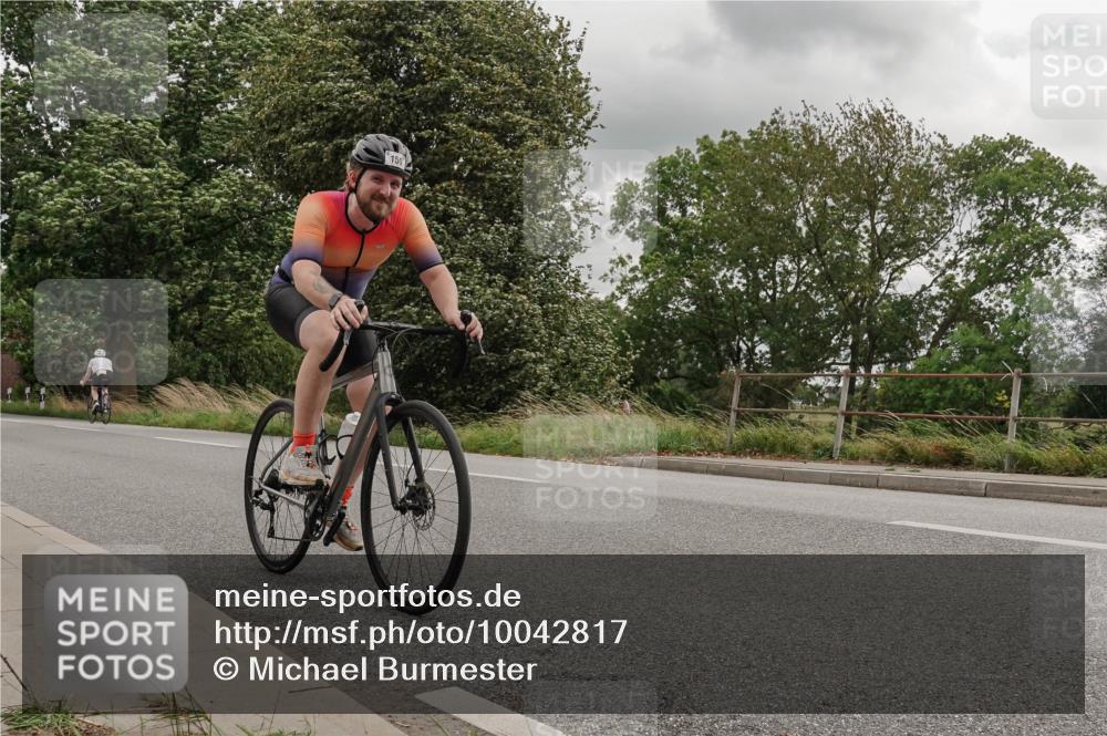 30.08.2026 - Elbe Triathlon Hamburg Michael Burmester http://msf.ph/oto/10042817 30.08.2026 14:49:58 Radfahren  meine-sportfotos.de