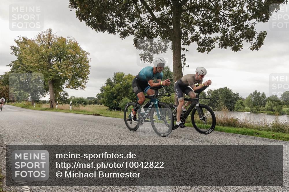 30.08.2026 - Elbe Triathlon Hamburg Michael Burmester http://msf.ph/oto/10042822 30.08.2026 09:15:31 Radfahren 212, 220, 317, 360 meine-sportfotos.de
