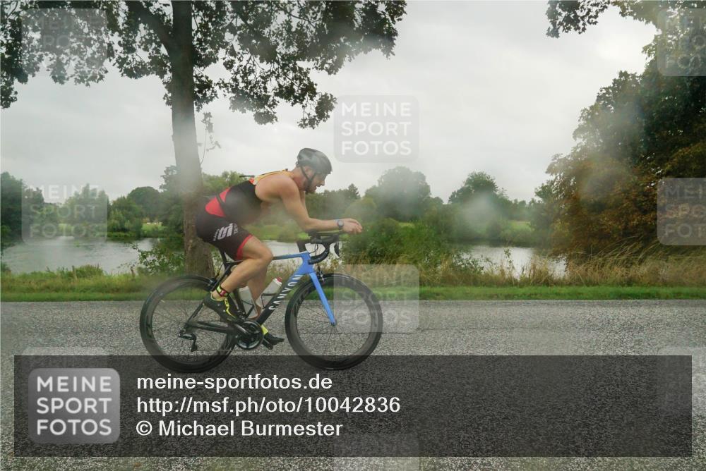 30.08.2026 - Elbe Triathlon Hamburg Michael Burmester http://msf.ph/oto/10042836 30.08.2026 08:56:13 Radfahren 219, 313, 326 meine-sportfotos.de