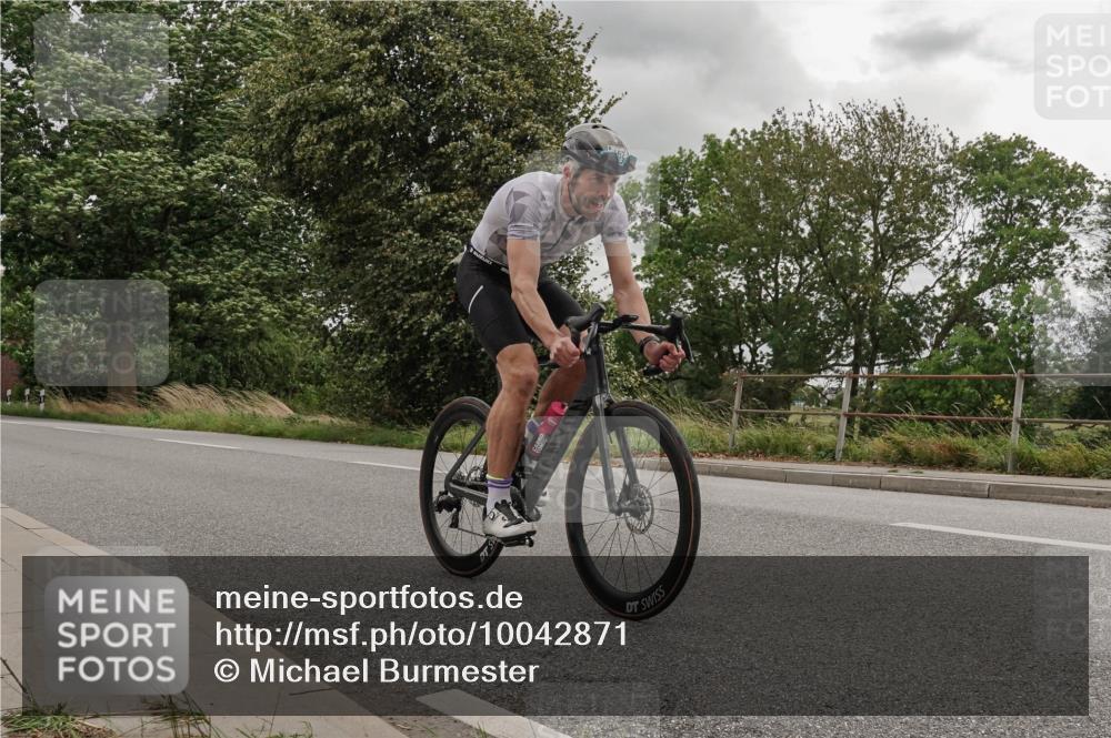 30.08.2026 - Elbe Triathlon Hamburg Michael Burmester http://msf.ph/oto/10042871 30.08.2026 14:50:27 Radfahren 162 meine-sportfotos.de