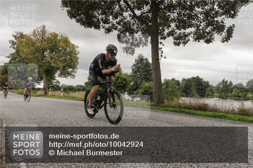 30.08.2026 - Elbe Triathlon Hamburg Michael Burmester http://msf.ph/oto/10042924 30.08.2026 09:16:15 Radfahren 190, 452, 528 meine-sportfotos.de
