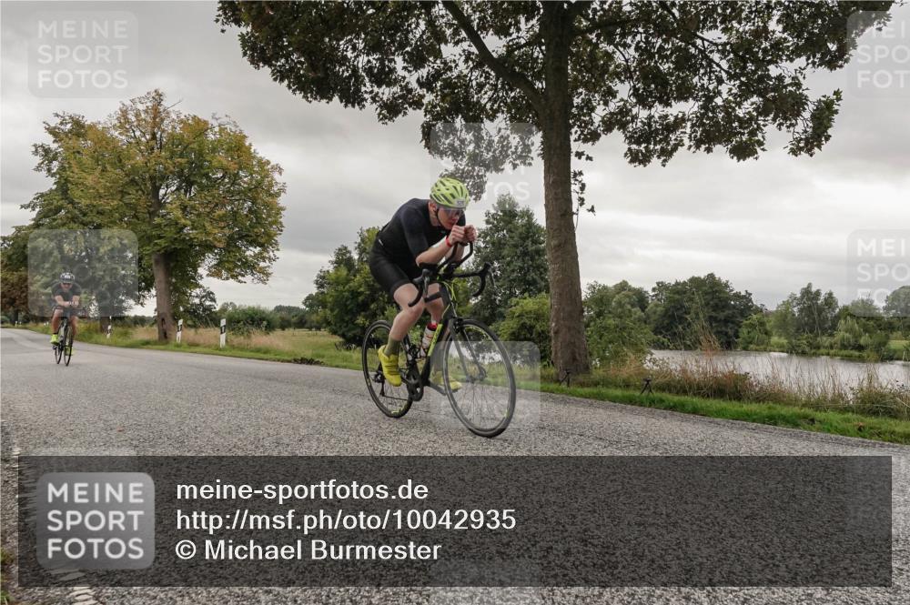 30.08.2026 - Elbe Triathlon Hamburg Michael Burmester http://msf.ph/oto/10042935 30.08.2026 09:16:16 Radfahren 190, 452, 528 meine-sportfotos.de