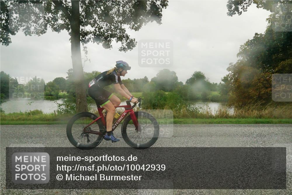 30.08.2026 - Elbe Triathlon Hamburg Michael Burmester http://msf.ph/oto/10042939 30.08.2026 08:57:18 Radfahren 221, 382 meine-sportfotos.de