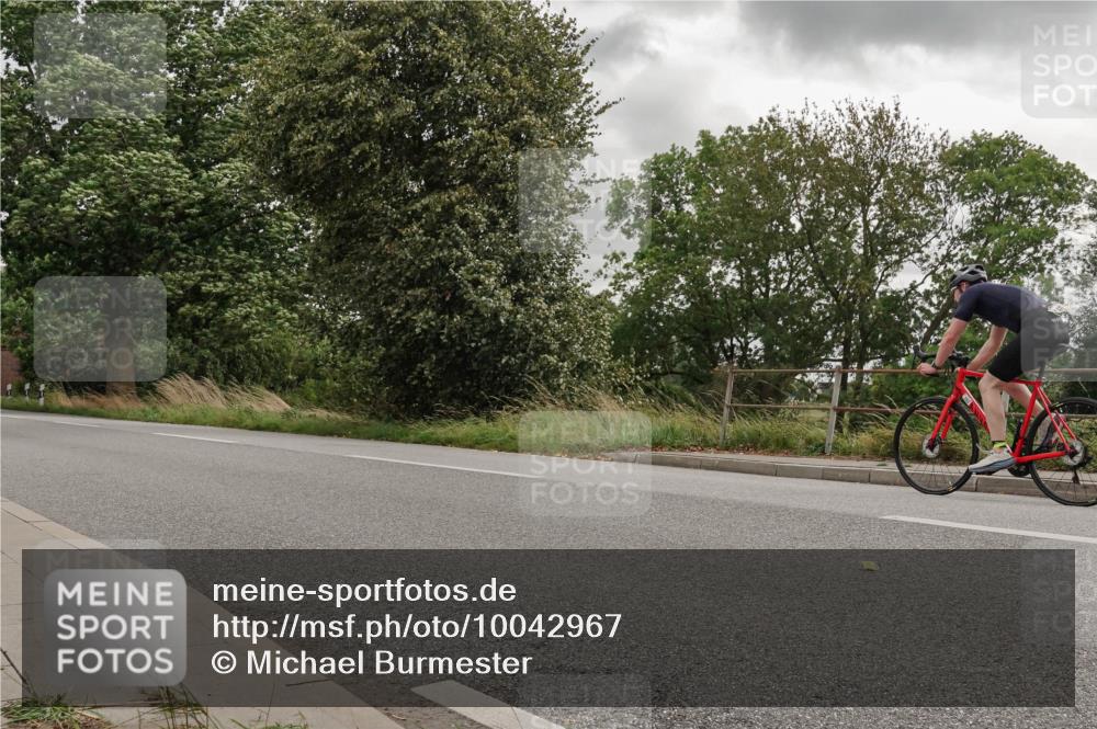 30.08.2026 - Elbe Triathlon Hamburg Michael Burmester http://msf.ph/oto/10042967 30.08.2026 14:51:15 Radfahren 157 meine-sportfotos.de