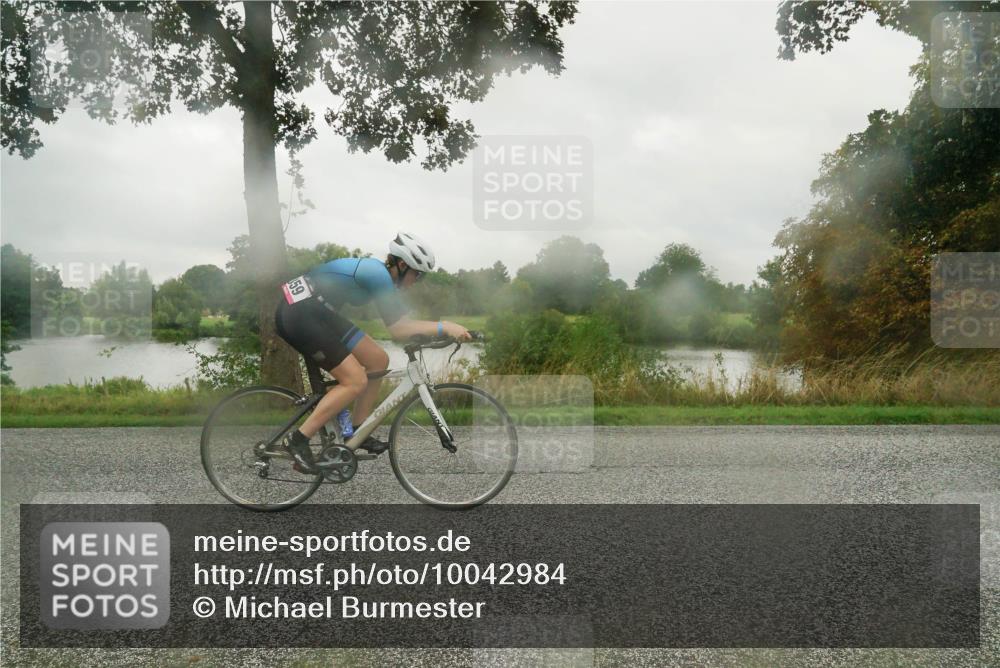 30.08.2026 - Elbe Triathlon Hamburg Michael Burmester http://msf.ph/oto/10042984 30.08.2026 08:57:44 Radfahren 232, 252, 258, 270, 301, 359 meine-sportfotos.de