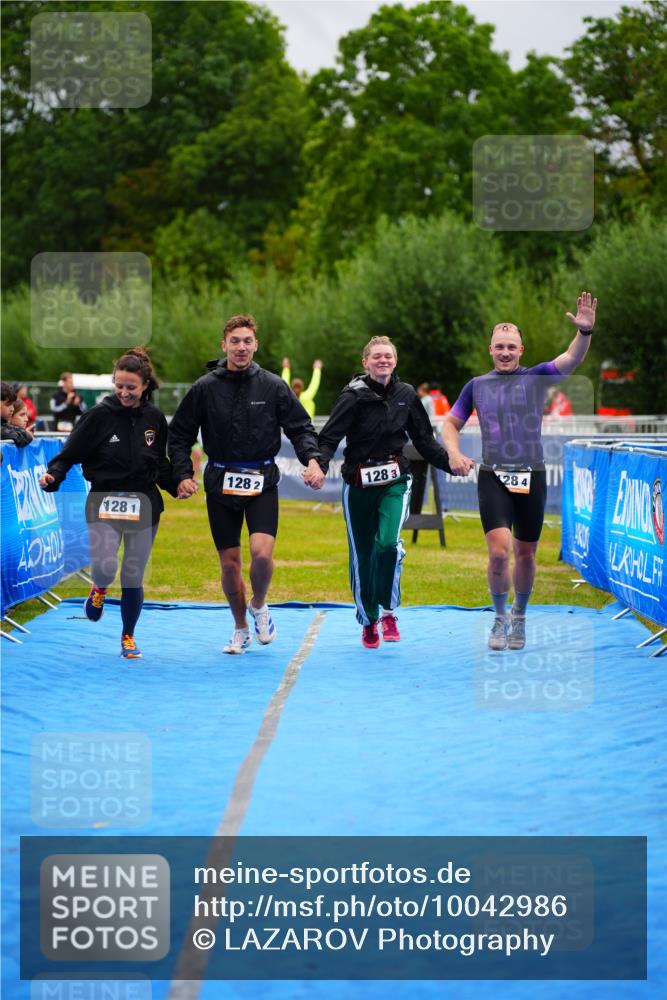 30.08.2026 - Elbe Triathlon Hamburg LAZAROV Photography http://msf.ph/oto/10042986 30.08.2026 16:32:15 Ziel  meine-sportfotos.de