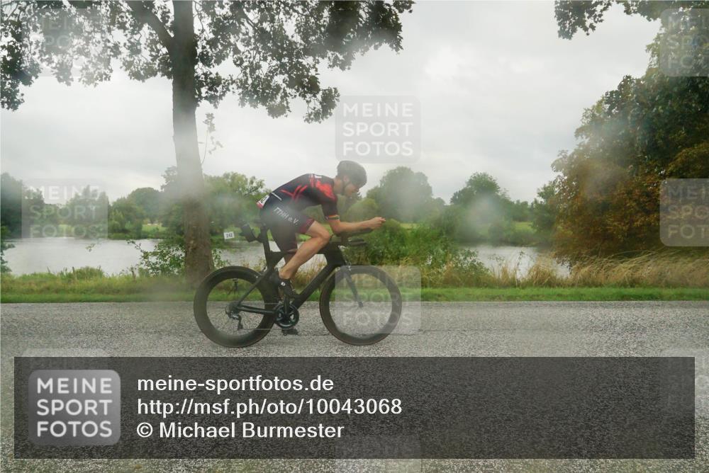 30.08.2026 - Elbe Triathlon Hamburg Michael Burmester http://msf.ph/oto/10043068 30.08.2026 08:58:39 Radfahren 242, 288, 314, 360 meine-sportfotos.de