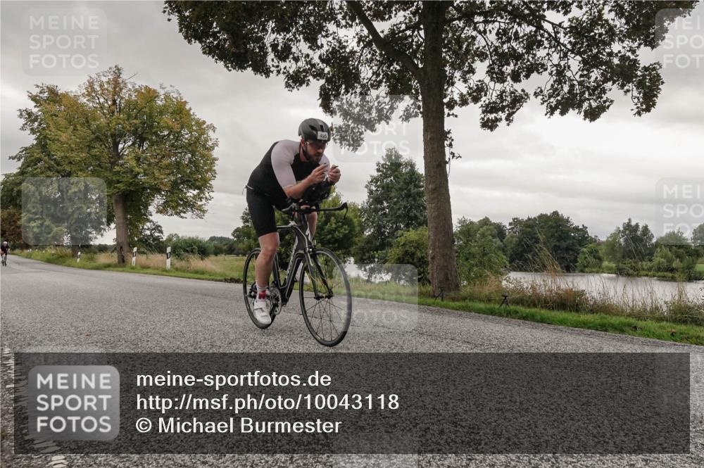 30.08.2026 - Elbe Triathlon Hamburg Michael Burmester http://msf.ph/oto/10043118 30.08.2026 09:17:05 Radfahren 358, 467, 495 meine-sportfotos.de