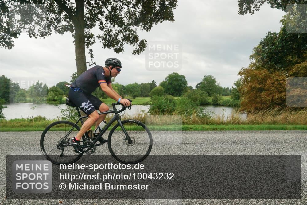 30.08.2026 - Elbe Triathlon Hamburg Michael Burmester http://msf.ph/oto/10043232 30.08.2026 09:00:54 Radfahren 297, 343, 384 meine-sportfotos.de