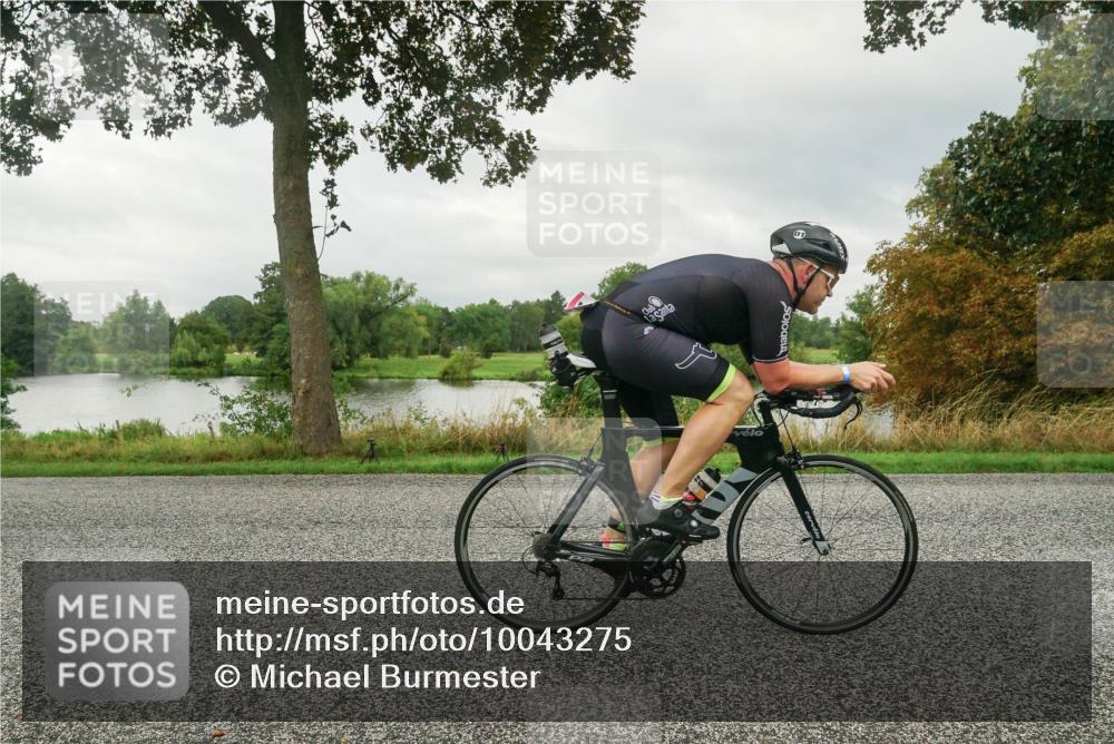 30.08.2026 - Elbe Triathlon Hamburg Michael Burmester http://msf.ph/oto/10043275 30.08.2026 09:01:30 Radfahren 285, 353, 354 meine-sportfotos.de