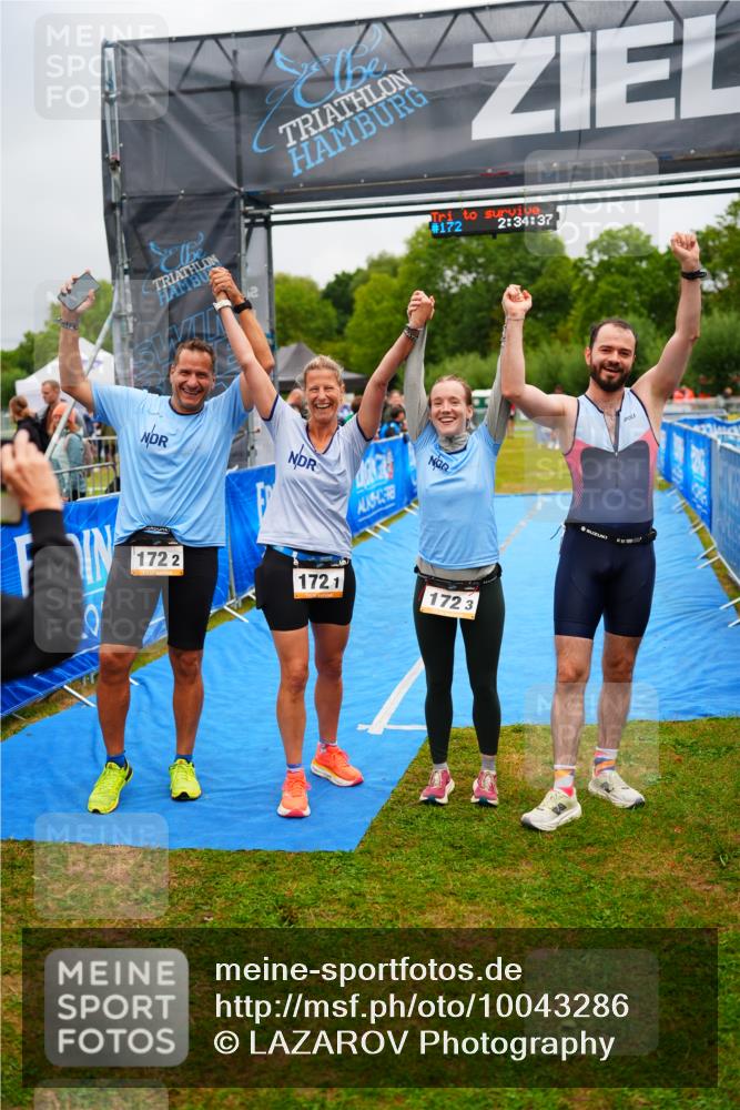 30.08.2026 - Elbe Triathlon Hamburg LAZAROV Photography http://msf.ph/oto/10043286 30.08.2026 16:34:42 Ziel  meine-sportfotos.de