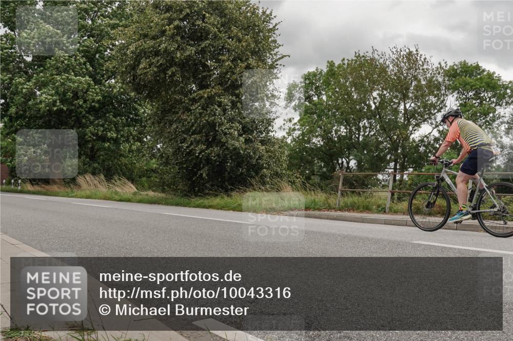 30.08.2026 - Elbe Triathlon Hamburg Michael Burmester http://msf.ph/oto/10043316 30.08.2026 14:53:36 Radfahren  meine-sportfotos.de