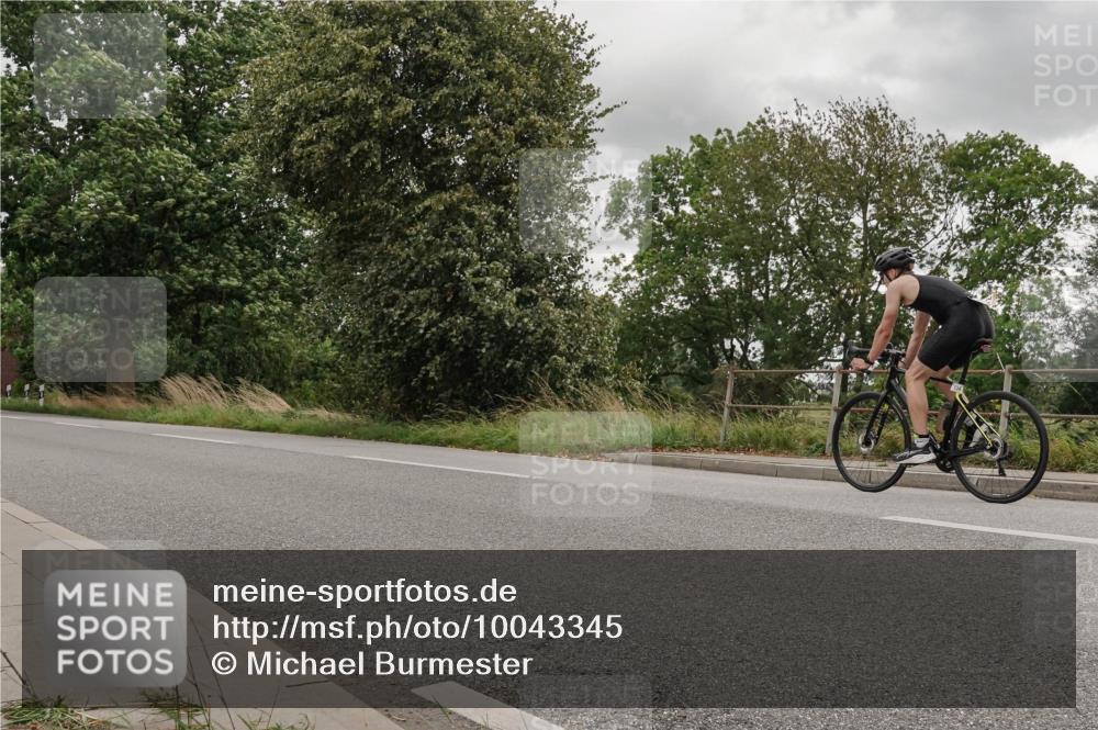 30.08.2026 - Elbe Triathlon Hamburg Michael Burmester http://msf.ph/oto/10043345 30.08.2026 14:53:49 Radfahren  meine-sportfotos.de
