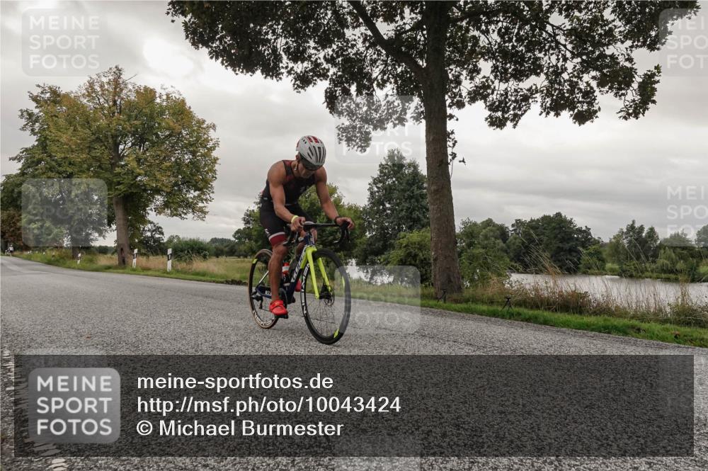30.08.2026 - Elbe Triathlon Hamburg Michael Burmester http://msf.ph/oto/10043424 30.08.2026 09:18:31 Radfahren 228, 499, 701 meine-sportfotos.de