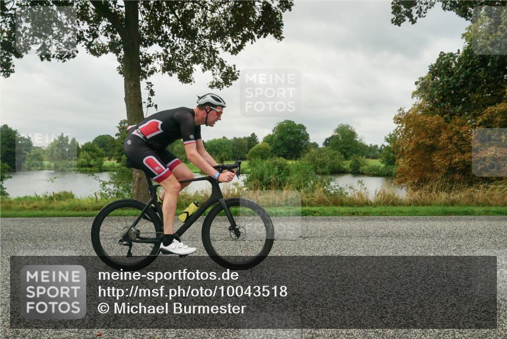 30.08.2026 - Elbe Triathlon Hamburg Michael Burmester http://msf.ph/oto/10043518 30.08.2026 09:03:26 Radfahren 276 meine-sportfotos.de