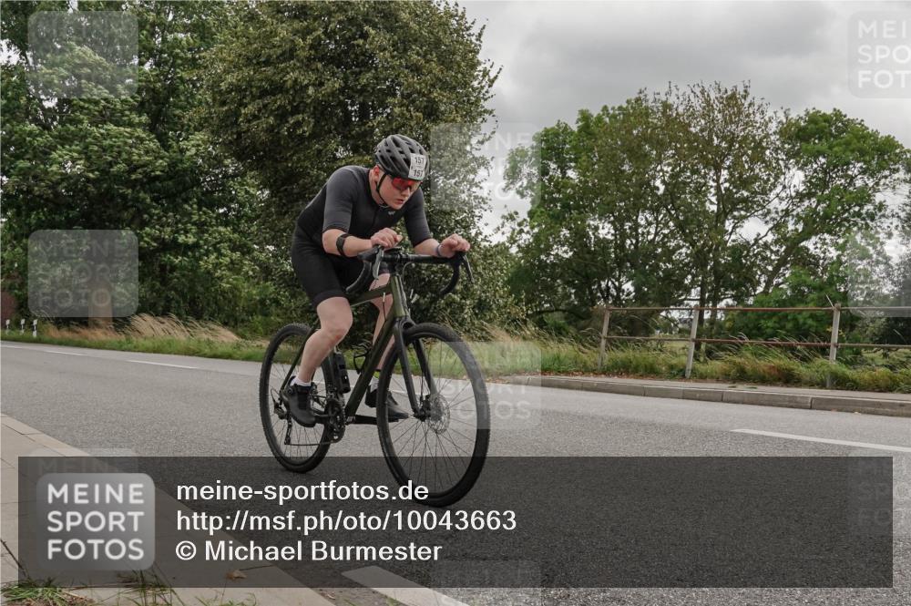 30.08.2026 - Elbe Triathlon Hamburg Michael Burmester http://msf.ph/oto/10043663 30.08.2026 14:56:03 Radfahren 170, 177 meine-sportfotos.de