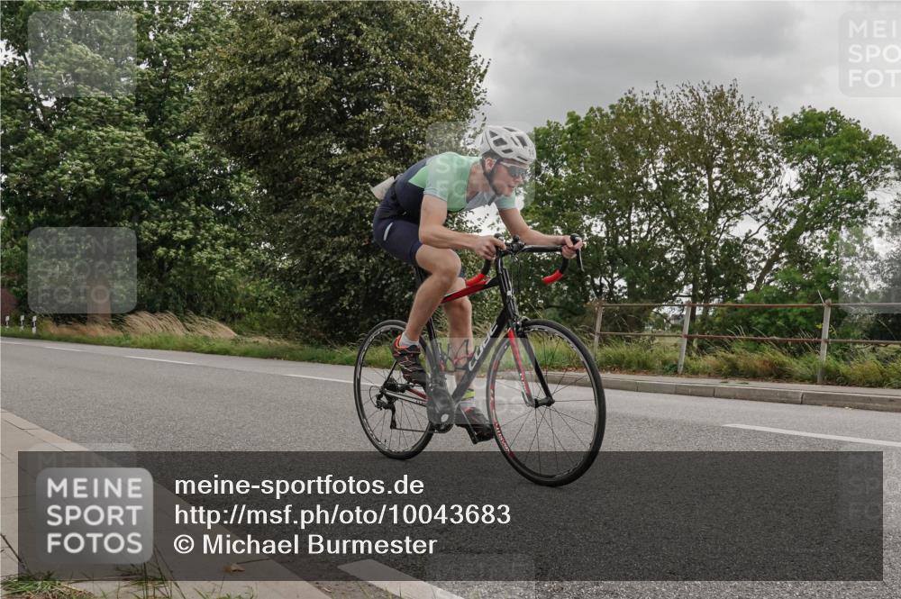 30.08.2026 - Elbe Triathlon Hamburg Michael Burmester http://msf.ph/oto/10043683 30.08.2026 14:56:07 Radfahren 170 meine-sportfotos.de
